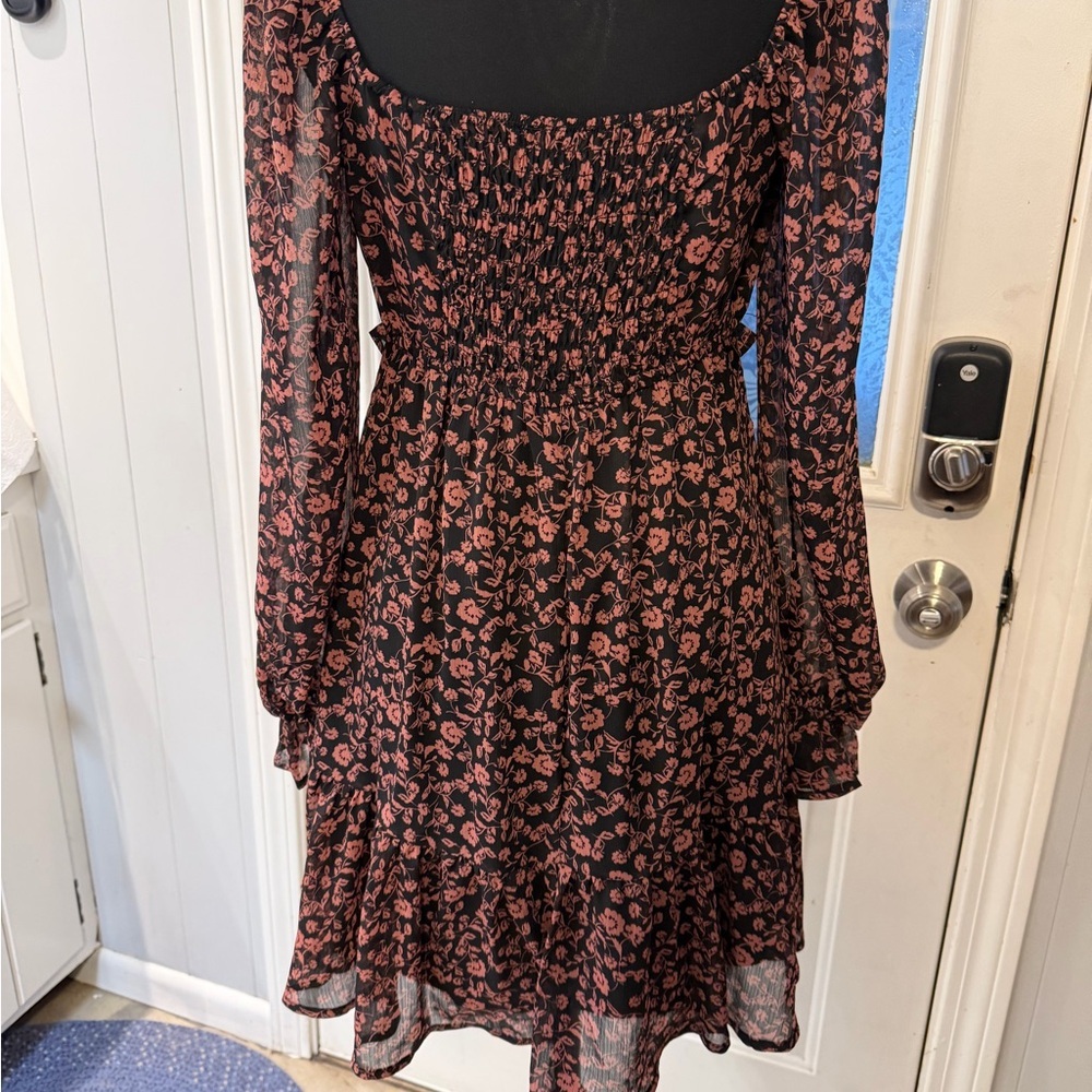 Trixxi Black and Red Floral Midi Dress - Picture 3 of 3